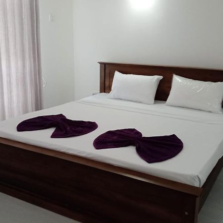 Para Inn Residence Dehiwala-Mount Lavinia Exterior foto