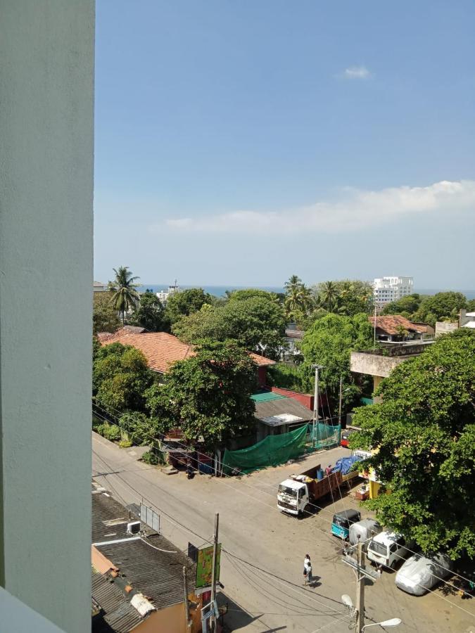 Para Inn Residence Dehiwala-Mount Lavinia Exterior foto